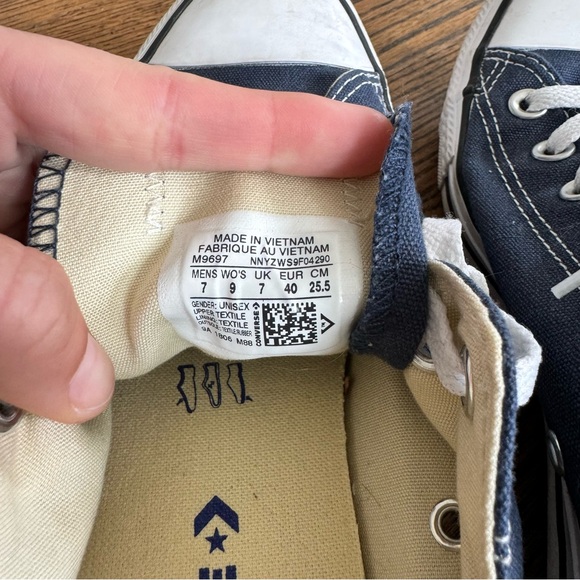𝅺Converse Chuck Taylor - Navy Blue - Picture 2 of 4